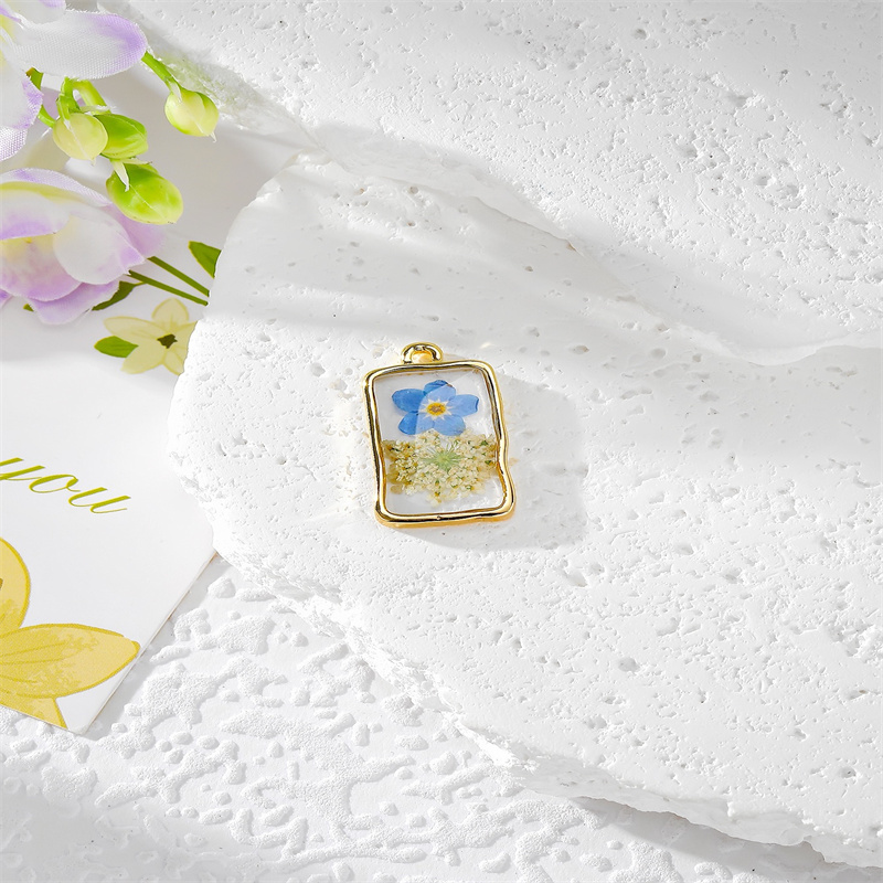 여름 스타일 30개/세트 컬러 꽃 코어 기하학 원형 물 - Men Accessories Locket 리뷰 및 가격