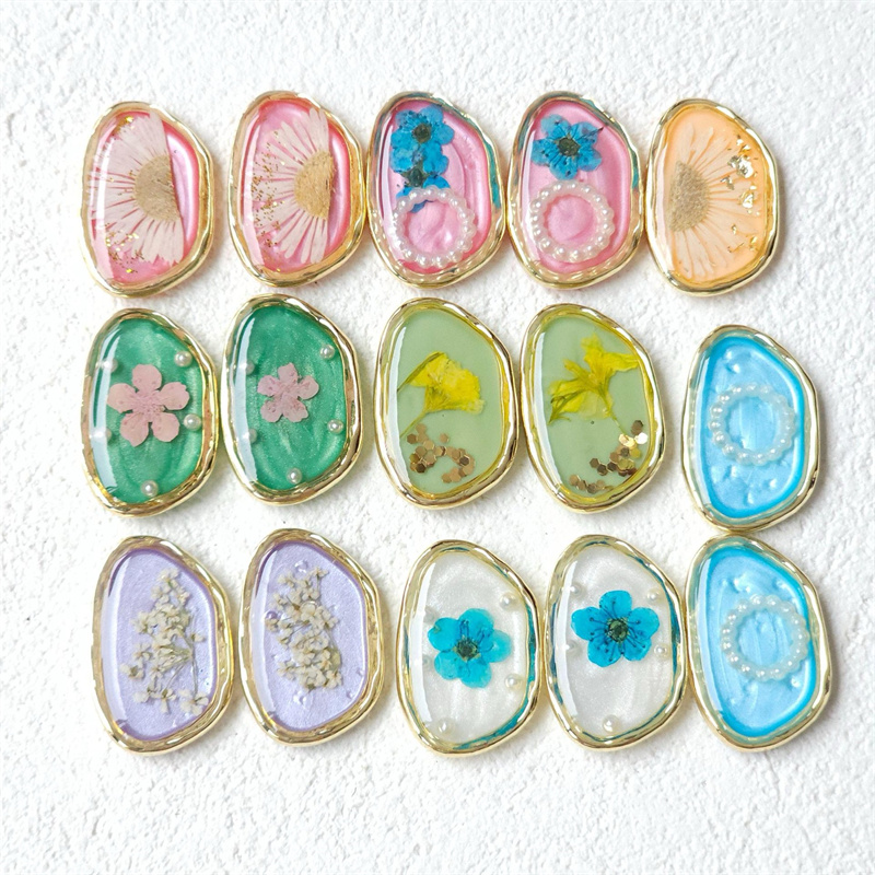 최소 주문 수량 20개/세트, 컬러 꽃 코어 기하학적  - Men Accessories Locket 리뷰 및 가격