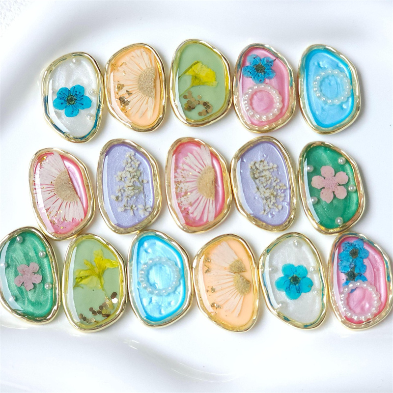 최소 주문 수량 20개/세트, 컬러 꽃 코어 기하학적  - Men Accessories Locket 리뷰 및 가격