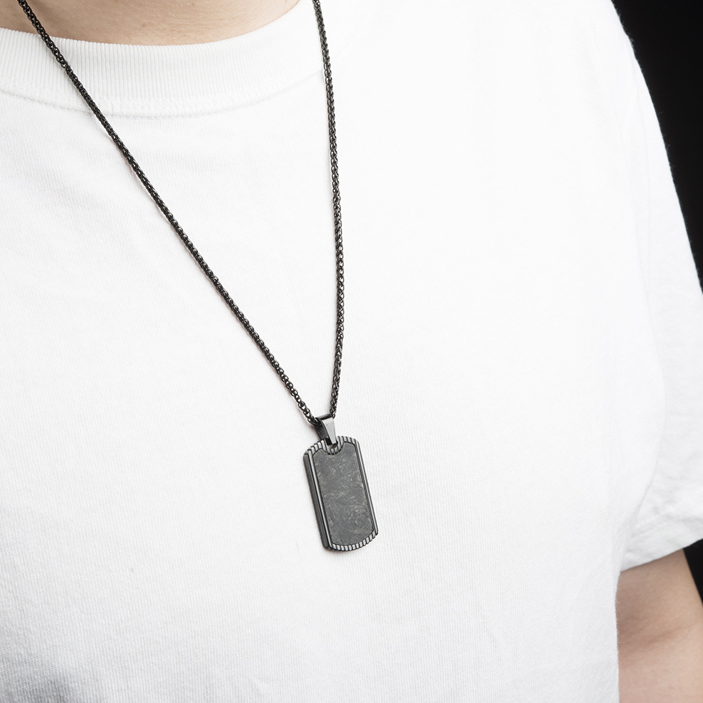 탄소 섬유 펜던트 스테인레스 스틸 군사 브랜드 펜던트  - Men Accessories List 리뷰 및 가격